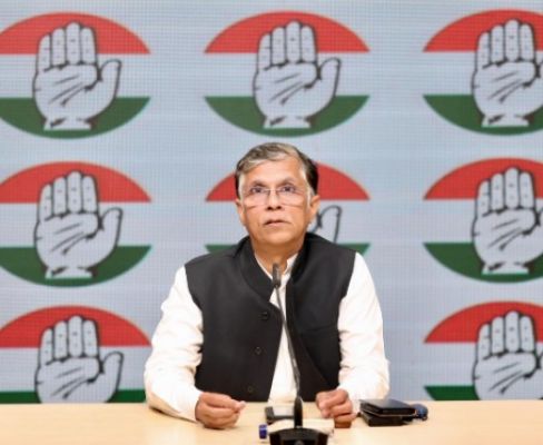 प्रयागराज में अविमुक्तेश्वरानंद सरस्वती के साथ दुर्व्यवहार निंदनीय: कांग्रेस