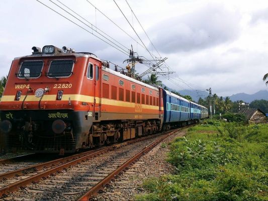 हरिद्वार में अखंड दीप शताब्दी महोत्सव 2026 हेतु चलेंगी चार स्पेशल ट्रेनें