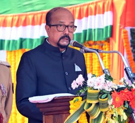 गणतंत्र दिवस भारतीय लोकतंत्र की महान परंपरा : राज्यपाल रमेन डेका