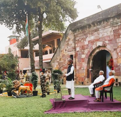 राष्ट्रीय स्वयंसेवक संघ मुख्यालय में फहराया गया राष्ट्रध्वज