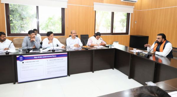 राष्ट्रीय एवं अंतर्राष्ट्रीय स्तर पर प्रतिस्पर्धा हेतु खिलाड़ियों को आवश्यक सुविधाएं उपलब्ध कराएंः मुख्यमंत्री