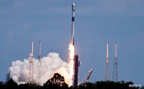  एनआरओएल-113 मिशन को सफलतापूर्वक लॉन्च किया स्पेसएक्स फाल्कन 9 ने