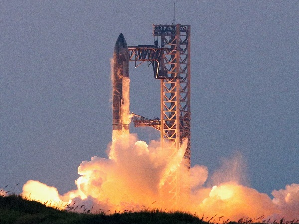 दुनिया के सबसे भारी रॉकेट लॉन्&zwj;च