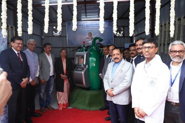 भारत ने अपना पहला स्वदेशी स्वचालित जैव चिकित्सा अपशिष्ट उपचार संयंत्र शुरू किया है