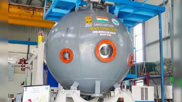 पनडुब्बी मत्स्य-6000 ने वेट टेस्ट पास किया, 2025 के अंत तक 500 मीटर का ट्रायल होगा 