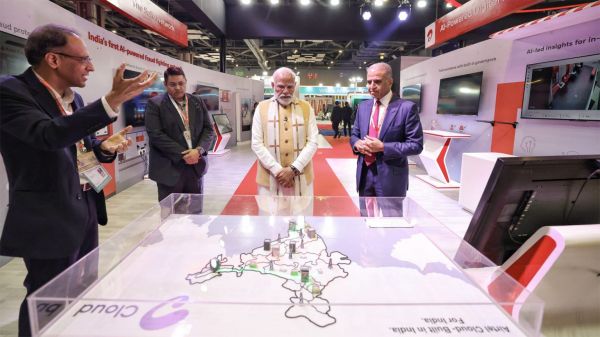 3,250 वक्ताओं और 500 सत्रों के साथ एआई एक्सपो में वैश्विक तकनीकी संवाद का मंच तैयार