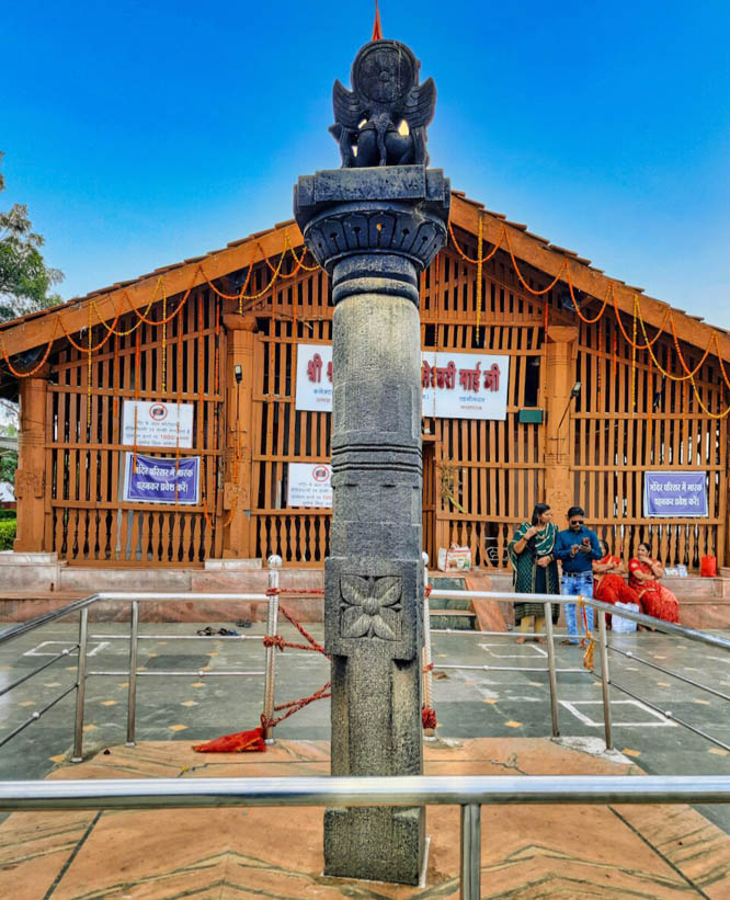 दंतेवाड़ा शक्तिपीठ में दीपावली में मां लक्ष्मी के रूप में पूजी जाती माता दंतेश्वरी