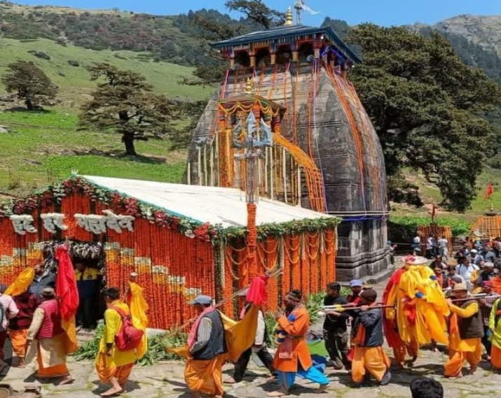  उत्तराखंडः द्वितीय केदार मद्महेश्वर मंदिर के कपाट शीतकाल के लिए बंद