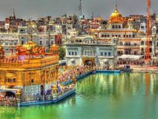 खूबसूरती और ऐतिहासिक  से भरा अमृतसर 