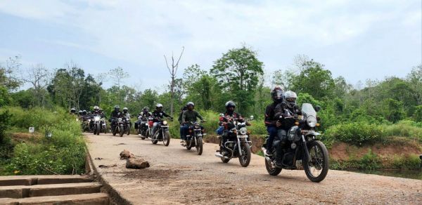 रायपुर : पर्यटन को बढ़ावा देने &rsquo;देखो बस्तर सीजन-2 बस्तर ऑन बाइक&rsquo; का हुआ आयोजन