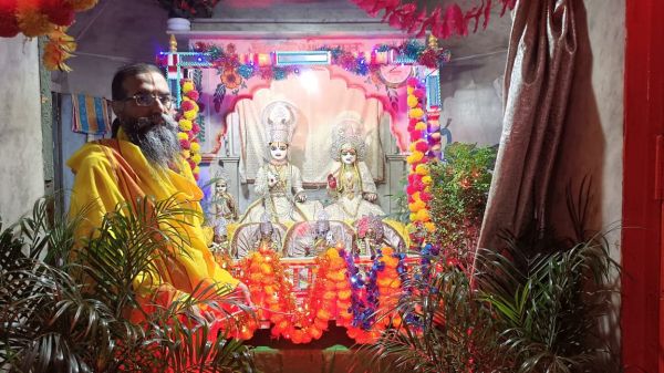  अयाेध्या में झूलनाेत्सव का उल्लास चरम पर