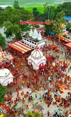 बाबा गोरखनाथ धाम मंदिर में उमड़ा श्रद्धालुओं का सैलाब