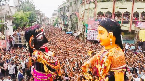 नागपुर में ऐतिहासिक &lsquo;बड़ग्या-मारबत&rsquo; उत्सव धूमधाम से मनाया गया