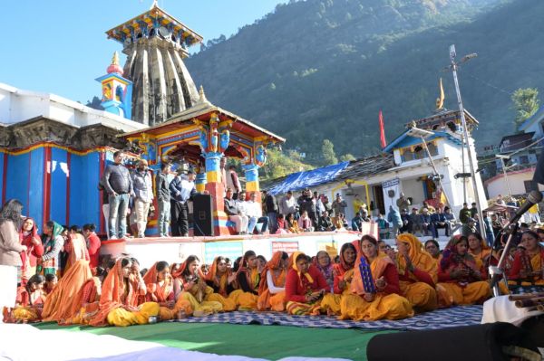 पंचकेदार गद्दी स्थल ओंकारेश्वर मंदिर में विधिवत पूजा-अर्चना के साथ शीतकालीन यात्रा का शुभारंभ